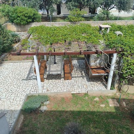 Apartment Alafetic Кърк Екстериор снимка